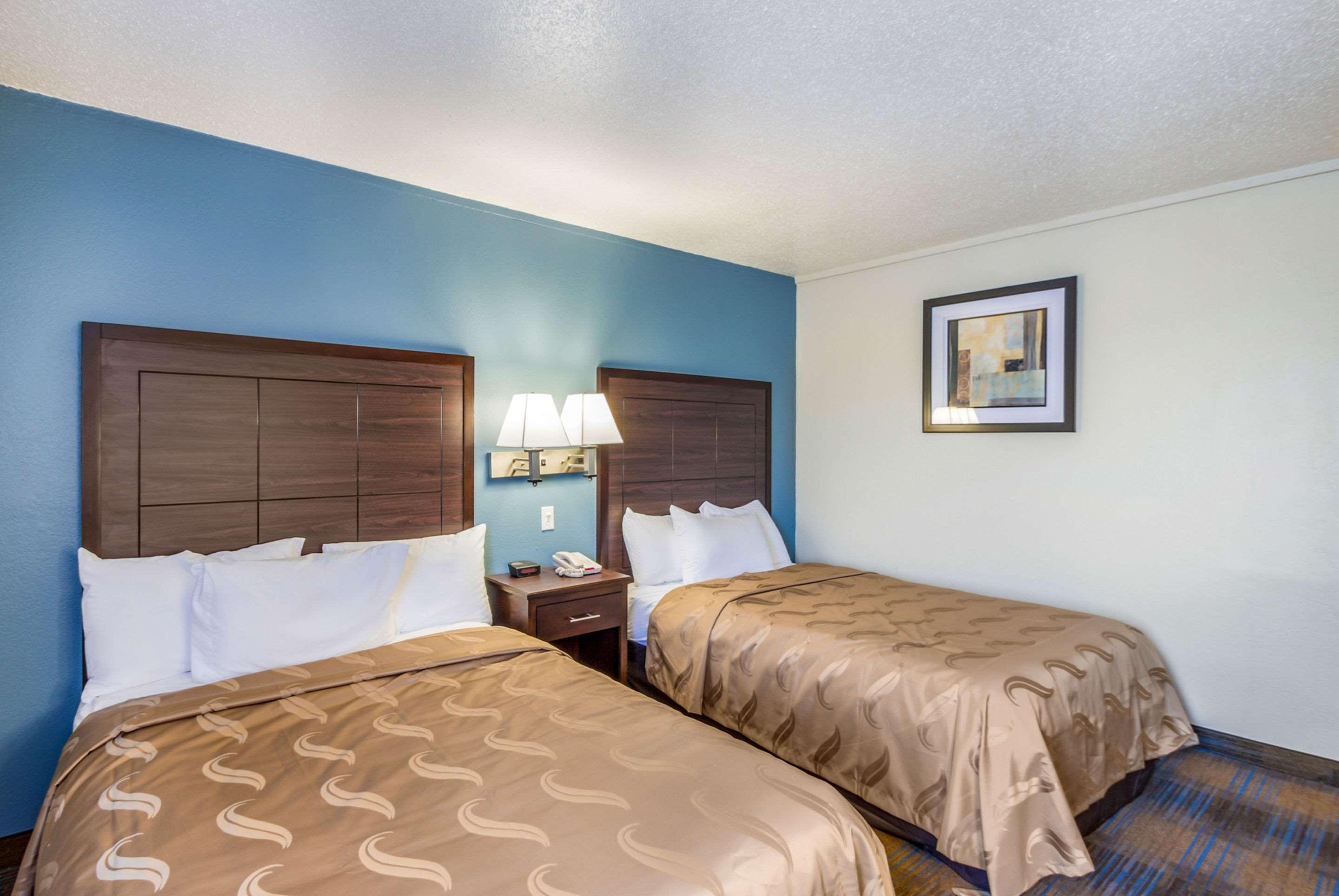 Americinn By Wyndham Madison Wi Exterior photo
