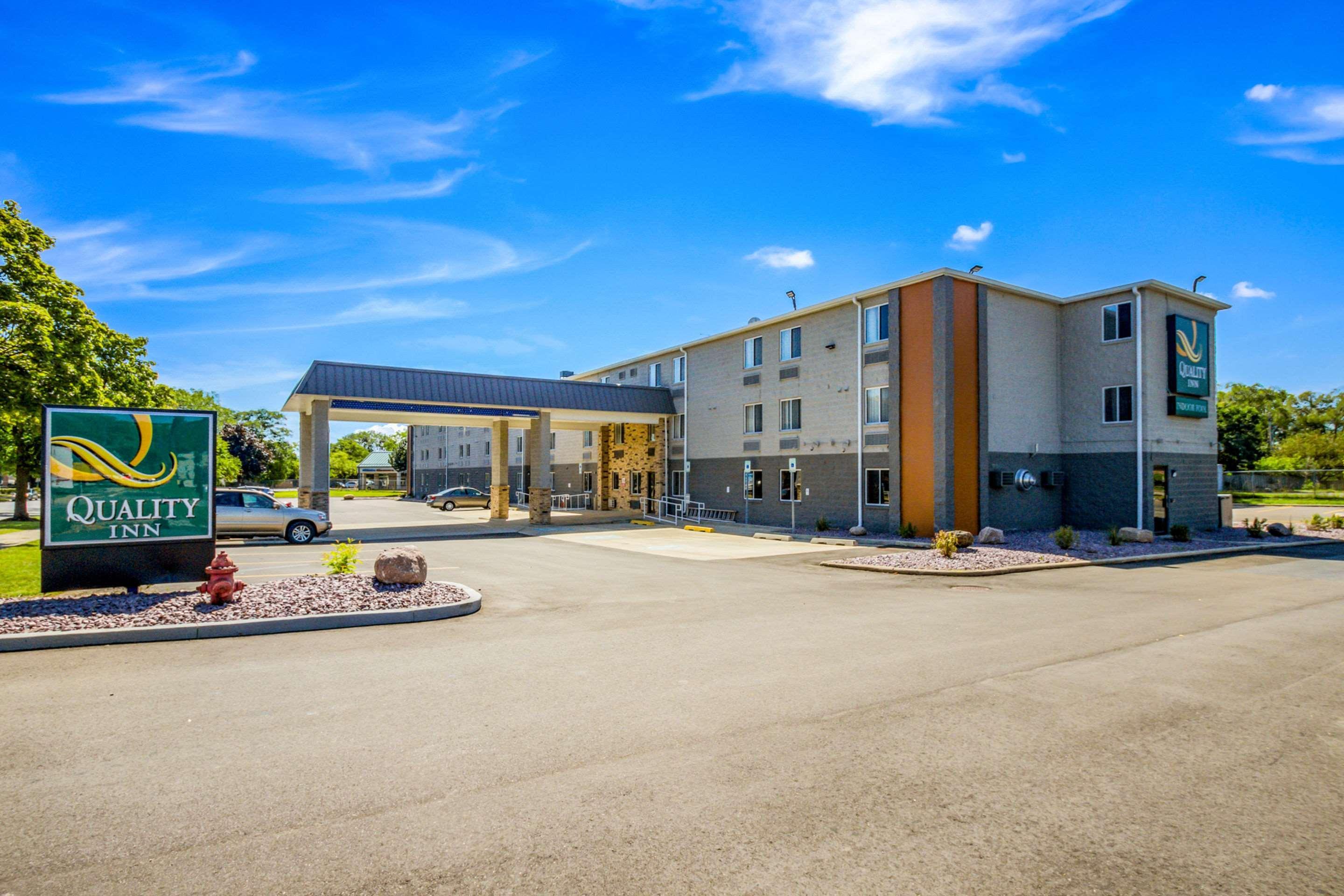Americinn By Wyndham Madison Wi Exterior photo